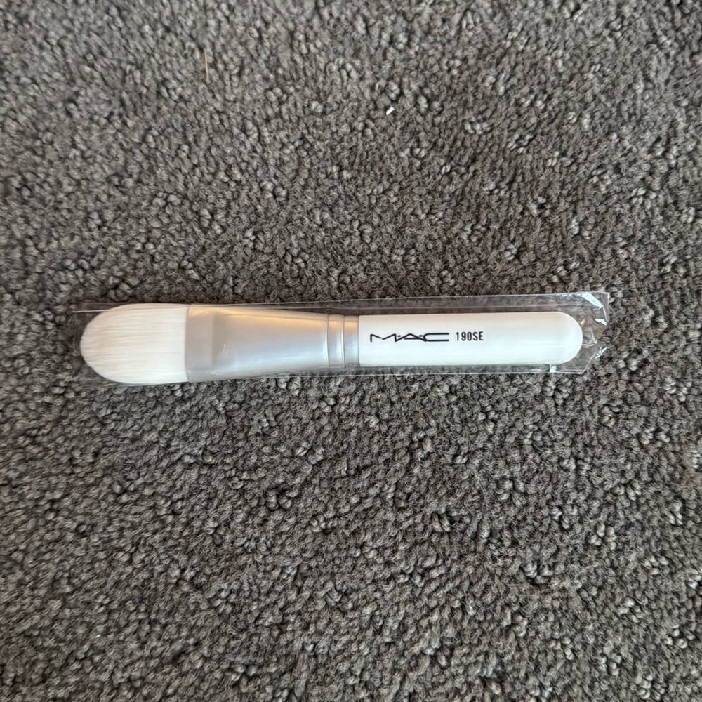 MAC Makeup Brush